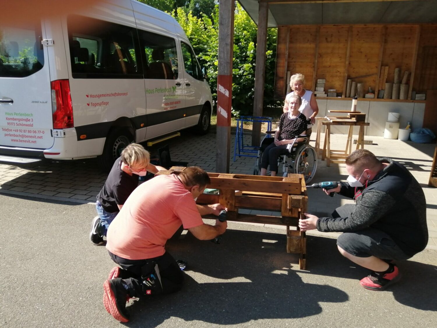 Sommer-Projekt mit unseren Bewohnern im BeneVit Haus Perlenbach
